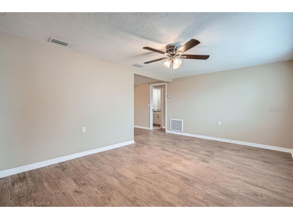 5429 Flora Avenue Holiday FL 34690 O6314390 image10