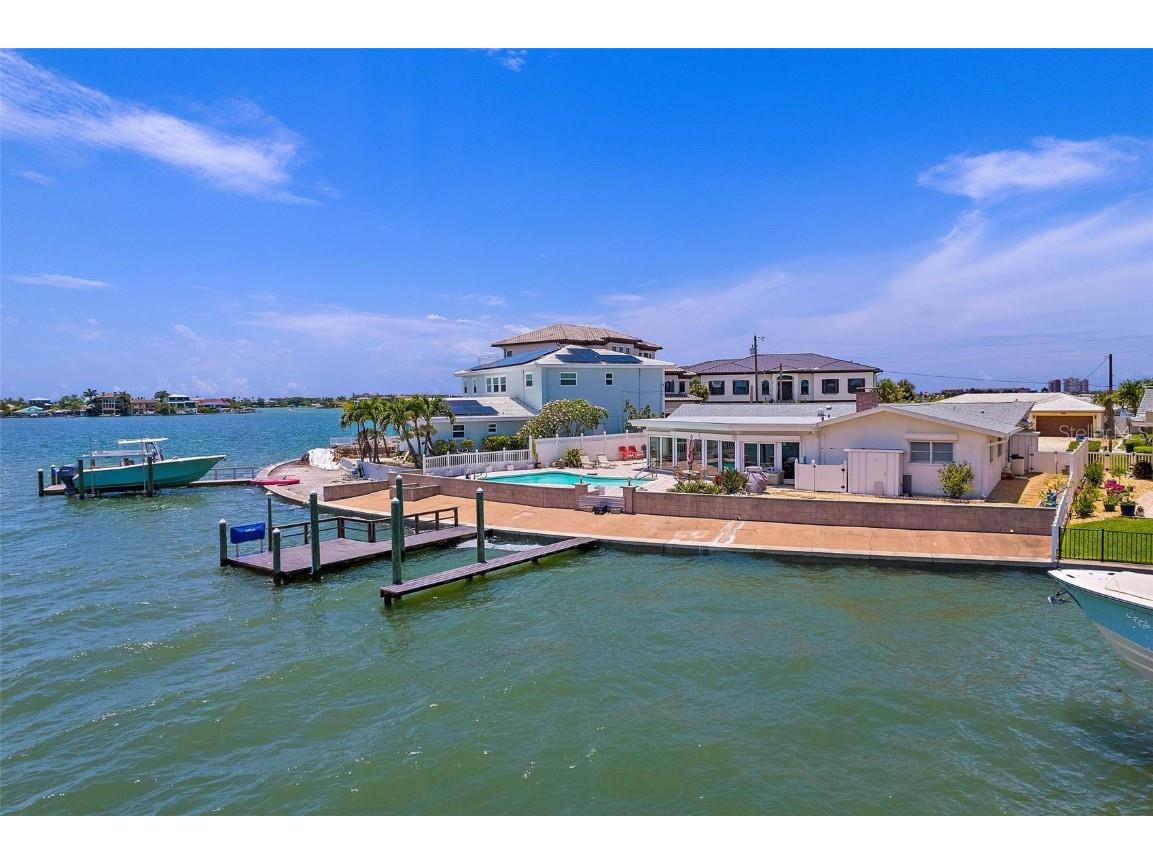5429 Oakhurst Drive Seminole FL 33772 - INTRACOASTAL WATERWAY U8203275 image1