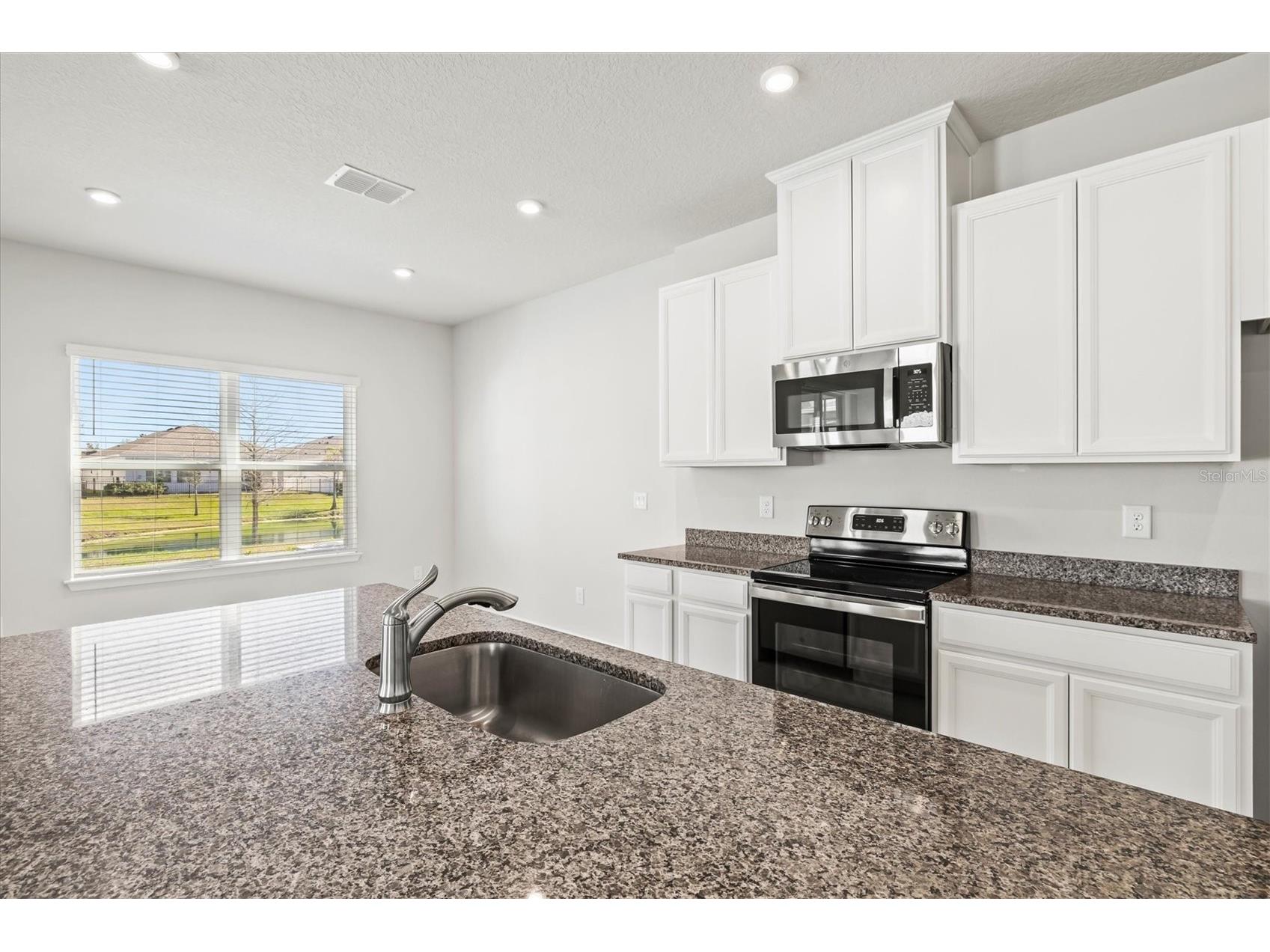 5429 Spanish Moss Cove Bradenton FL 34203 A4684043 image6