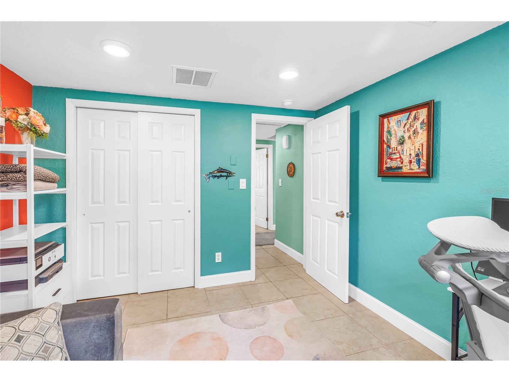543 72nd Ave N Saint Petersburg FL 33702 TB8517667 image13