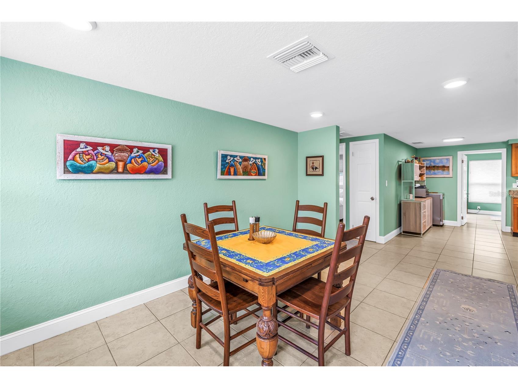 543 72nd Ave N Saint Petersburg FL 33702 TB8517667 image3