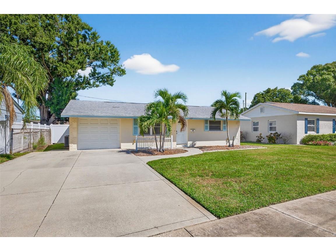 543 84th Avenue N Saint Petersburg FL 33702 TB8431824 image1