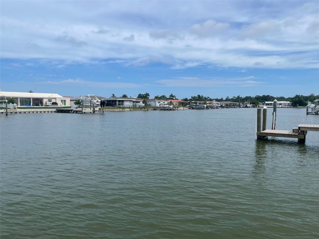 543 Boca Ciega Point Boulevard N #2709 Saint Petersburg FL 33708 TB8424295 image50