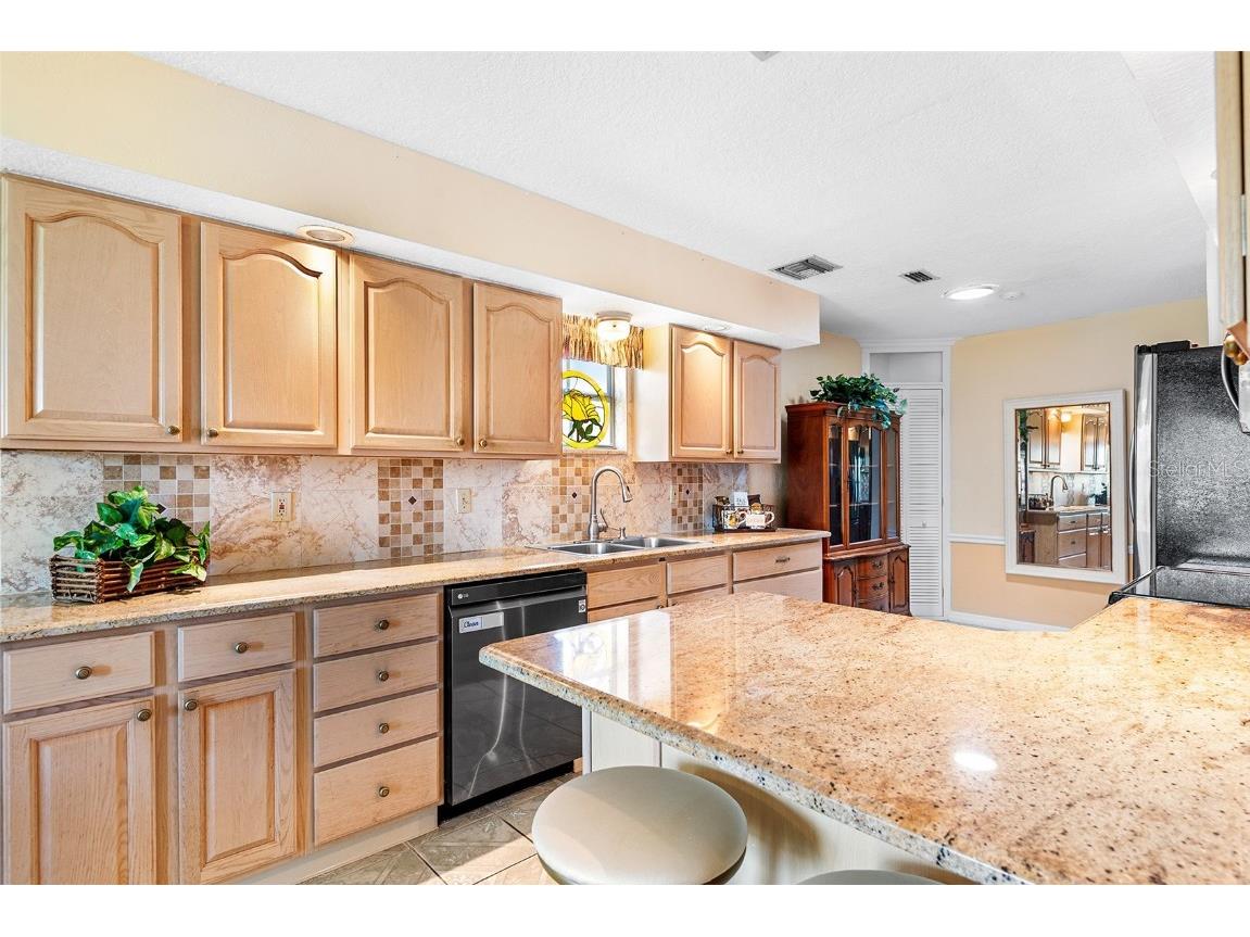 543 Clubhill Dr Haines City FL 33844 P4935716 image19