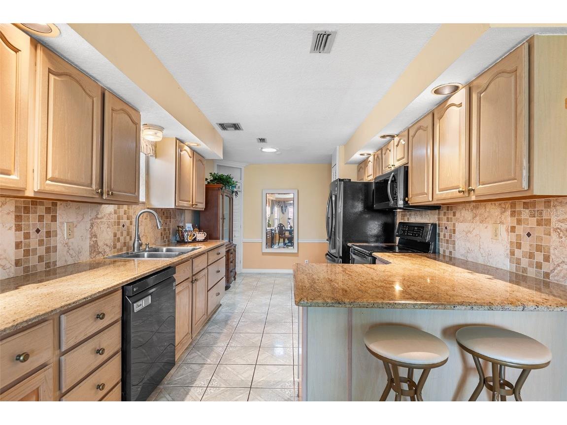 543 Clubhill Dr Haines City FL 33844 P4935716 image4