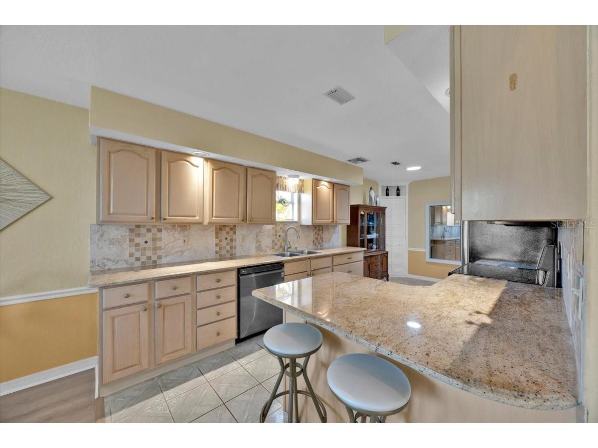543 Clubhill Drive Haines City FL 33844 O6394129 image6