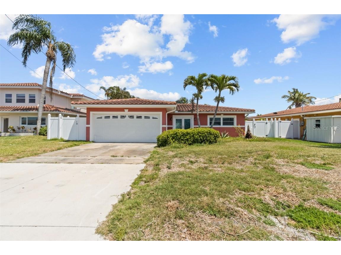 543 Crystal Drive Madeira Beach FL 33708 - BOCA CIEGA BAY TB8380002 image1