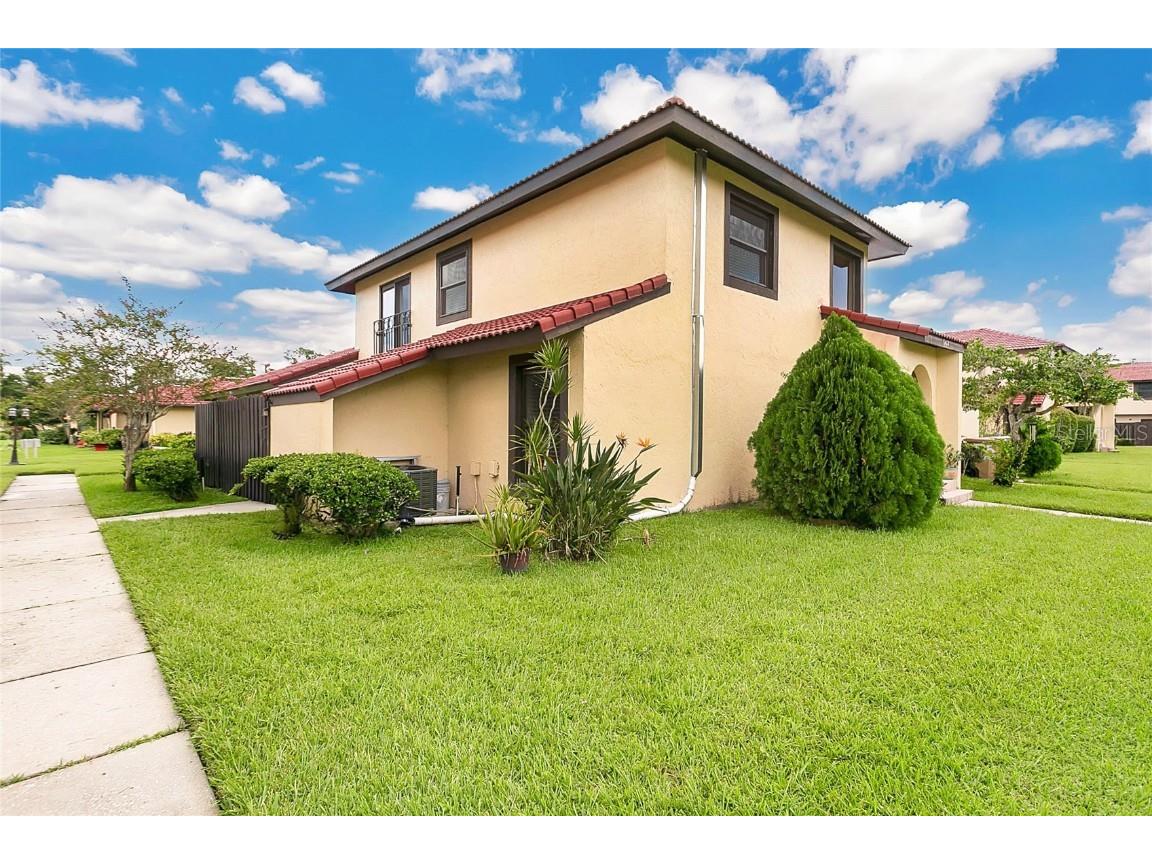 543 Hunter Circle Kissimmee FL 34758 S5132384 image2