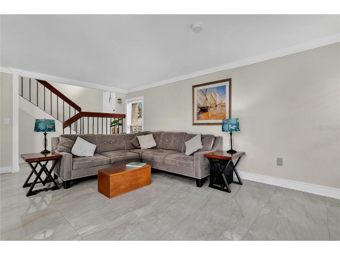 543 Hunter Circle Kissimmee FL 34758 S5132384 image4