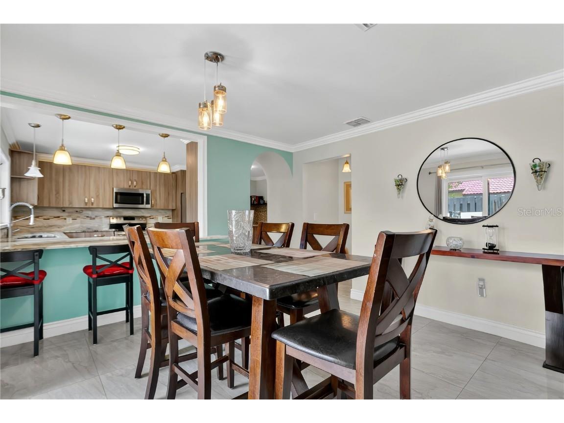 543 Hunter Circle Kissimmee FL 34758 S5132384 image8