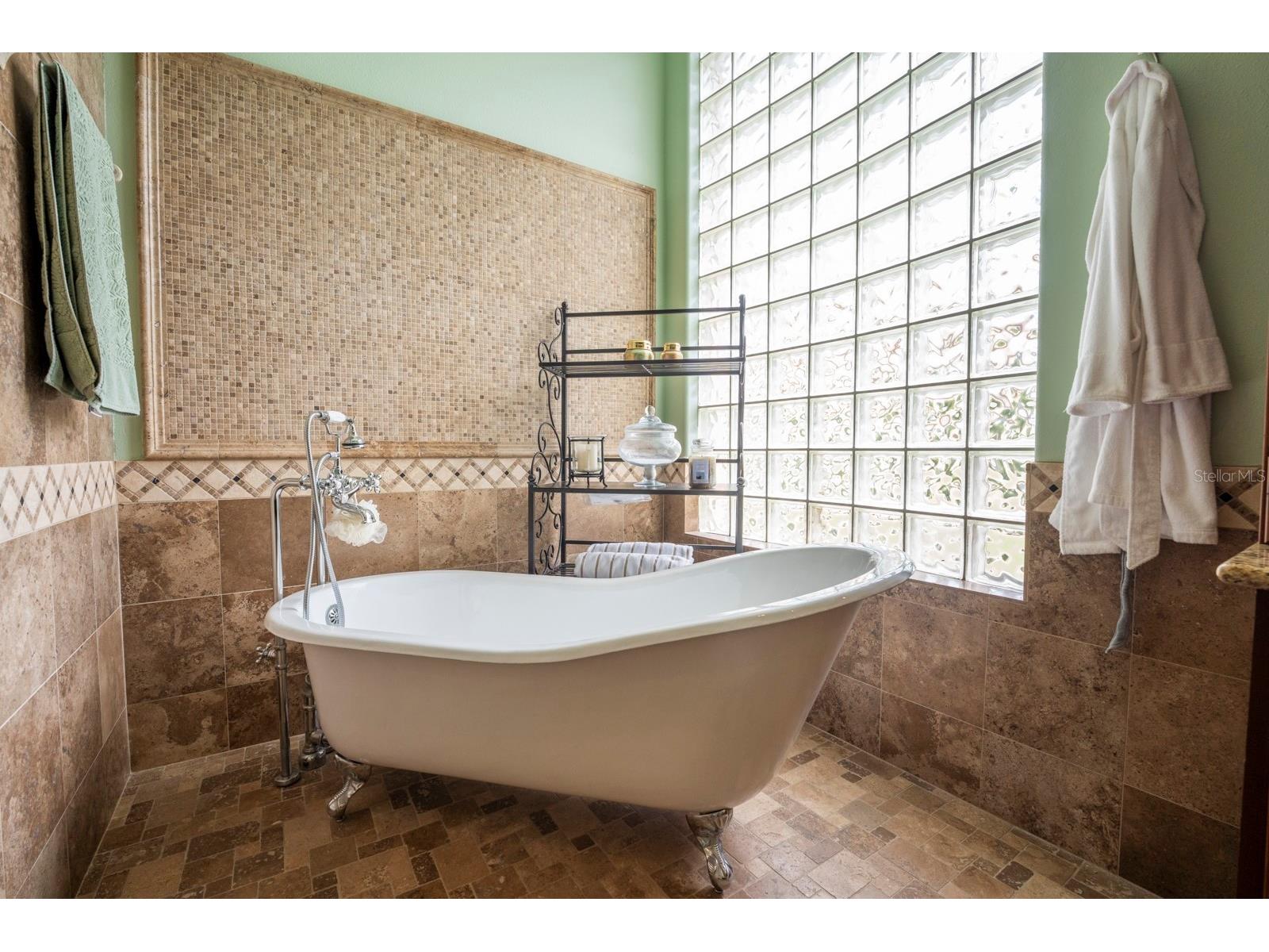 543 Isleworth Close Tarpon Springs FL 34688 O6378555 image25
