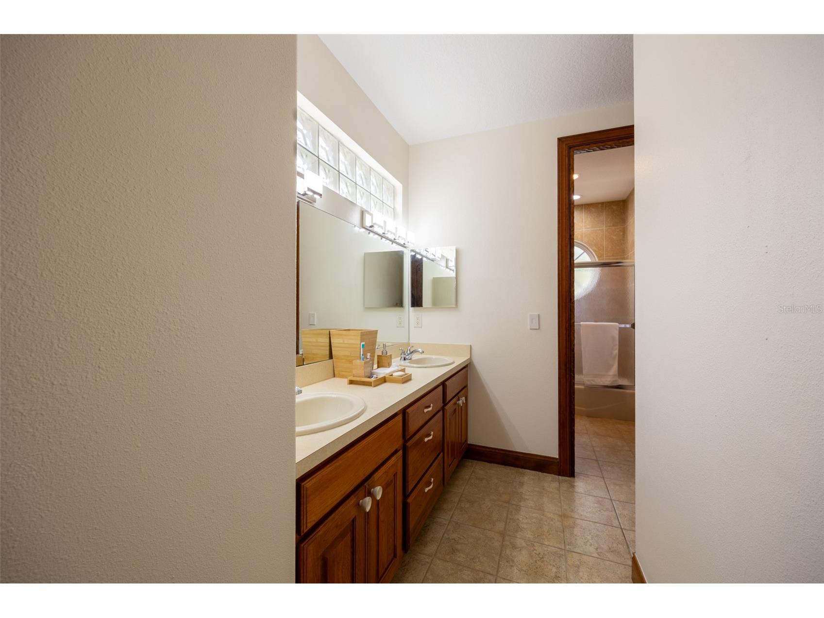 543 Isleworth Close Tarpon Springs FL 34688 O6378555 image54