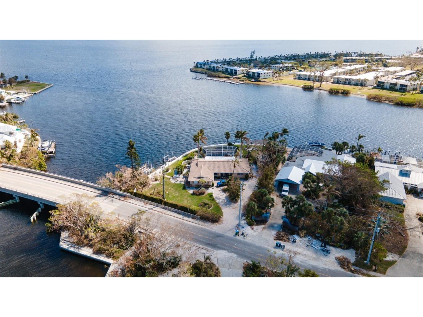 543 Key Royale Drive Holmes Beach FL 34217 A4627140 image1