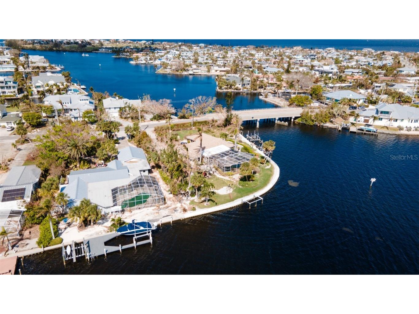 543 Key Royale Drive Holmes Beach FL 34217 A4627140 image10