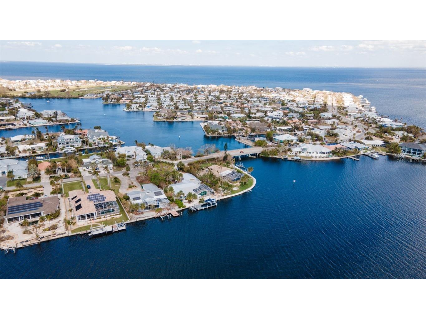 543 Key Royale Drive Holmes Beach FL 34217 A4627140 image14