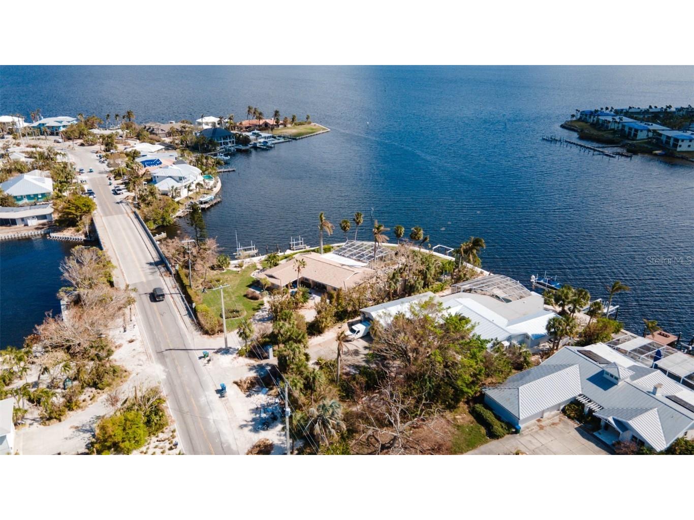 543 Key Royale Drive Holmes Beach FL 34217 A4627140 image3