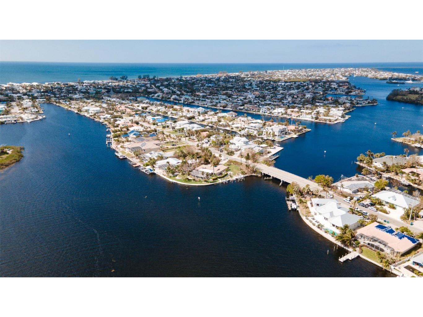 543 Key Royale Drive Holmes Beach FL 34217 A4632598 image15