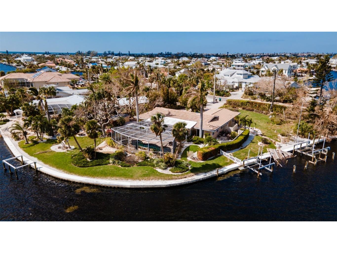 543 Key Royale Drive Holmes Beach FL 34217 A4632598 image16