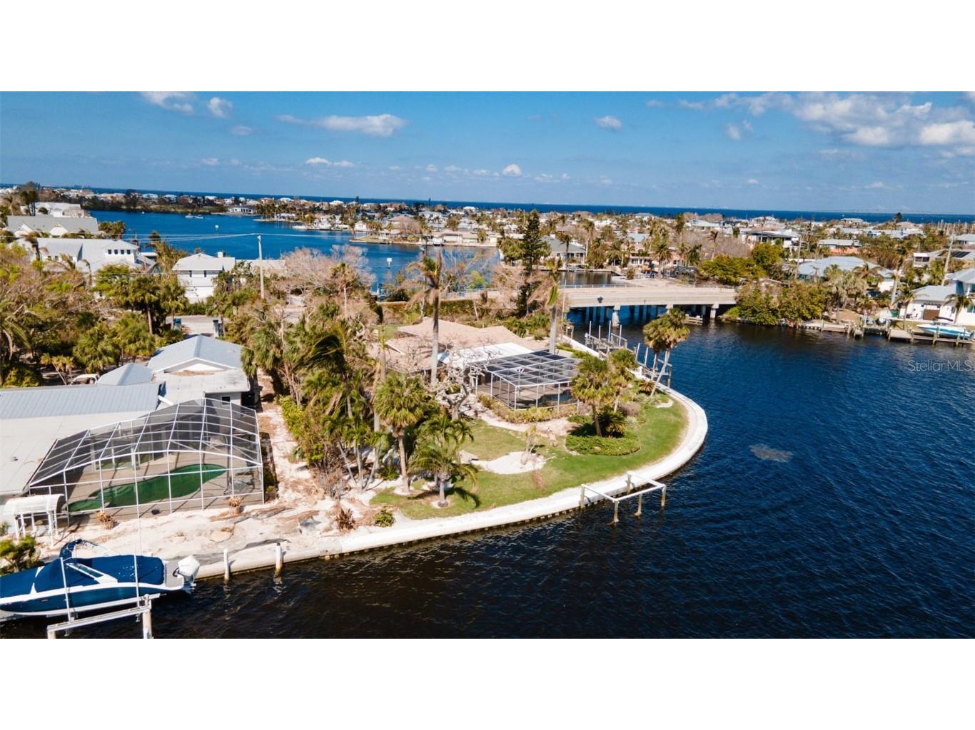 543 Key Royale Drive Holmes Beach FL 34217 A4632598 image7