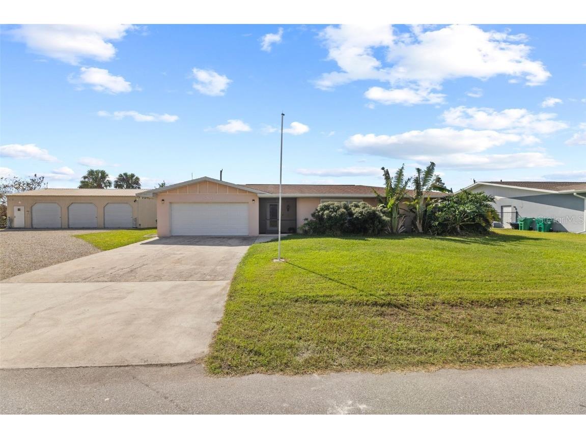 543 Lincoln Avenue NW Port Charlotte FL 33952 C7499566 image1