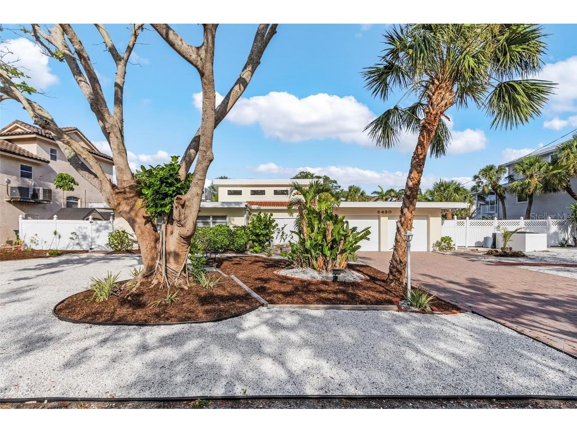 5430 Avenida Del Mare Sarasota FL 34242 TB8370902 image1