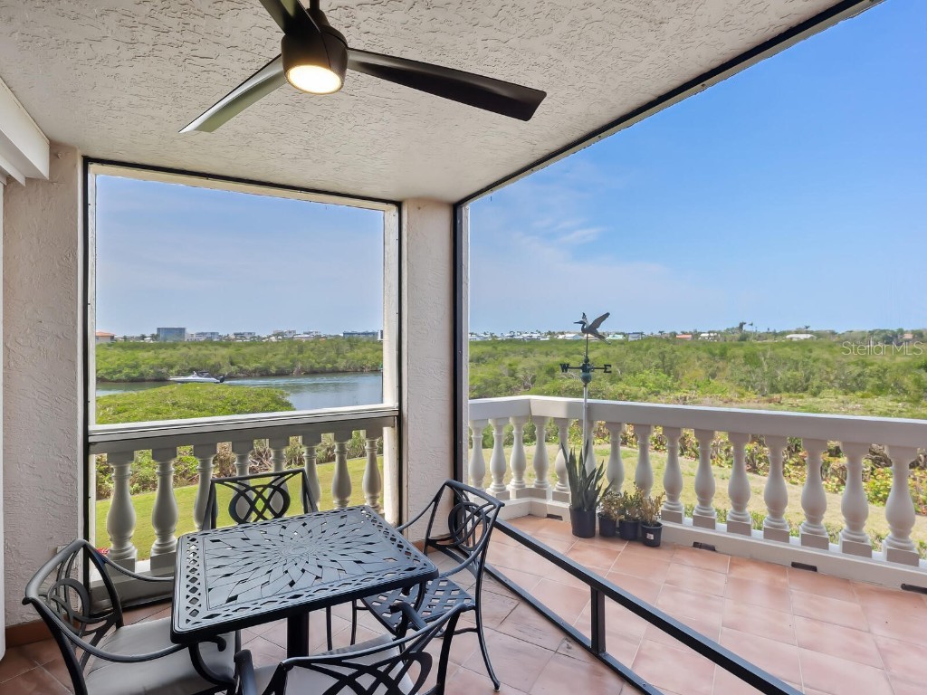 5430 Eagles Point Circle #101 Sarasota FL 34231 A4651463 image15