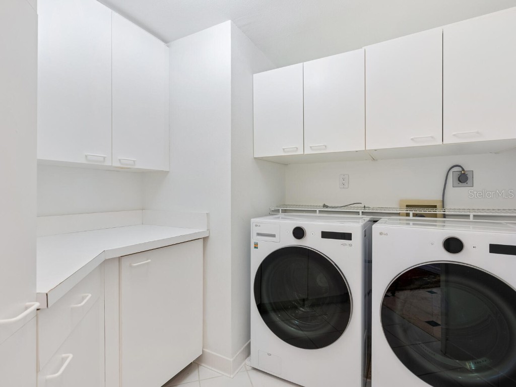 5430 Eagles Point Circle #101 Sarasota FL 34231 A4651463 image37