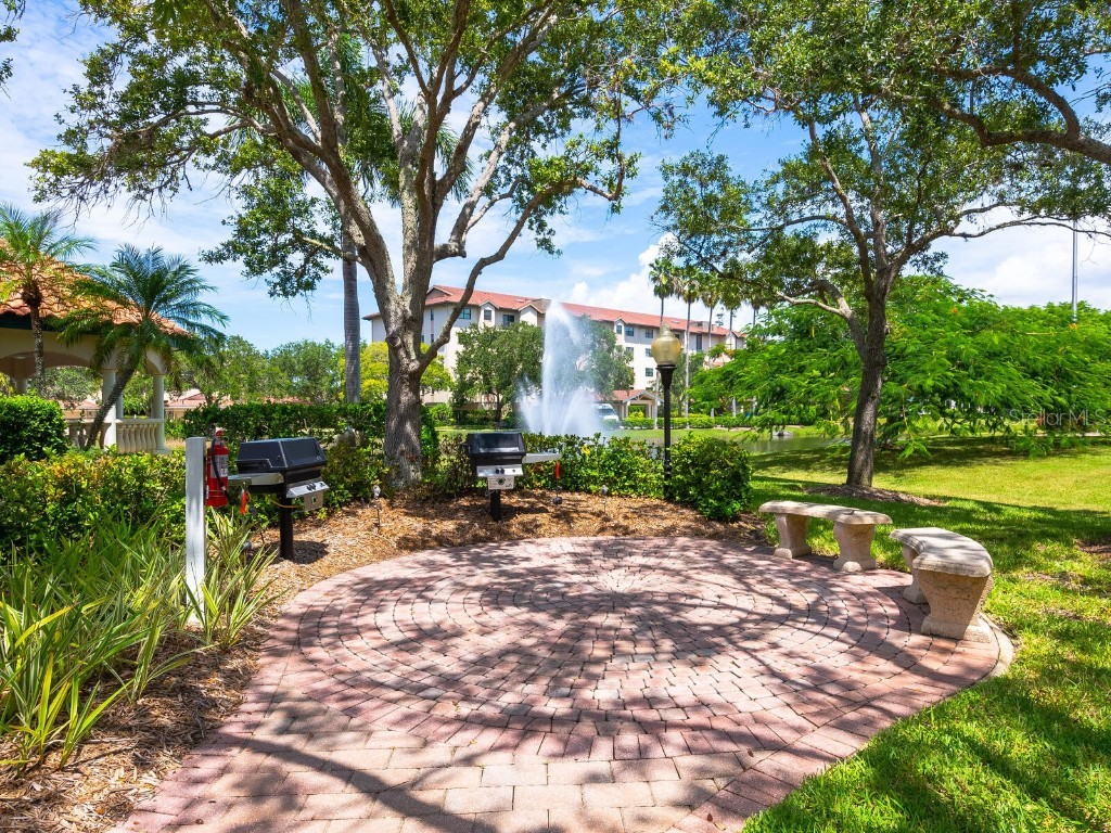 5430 Eagles Point Circle #101 Sarasota FL 34231 A4651463 image40