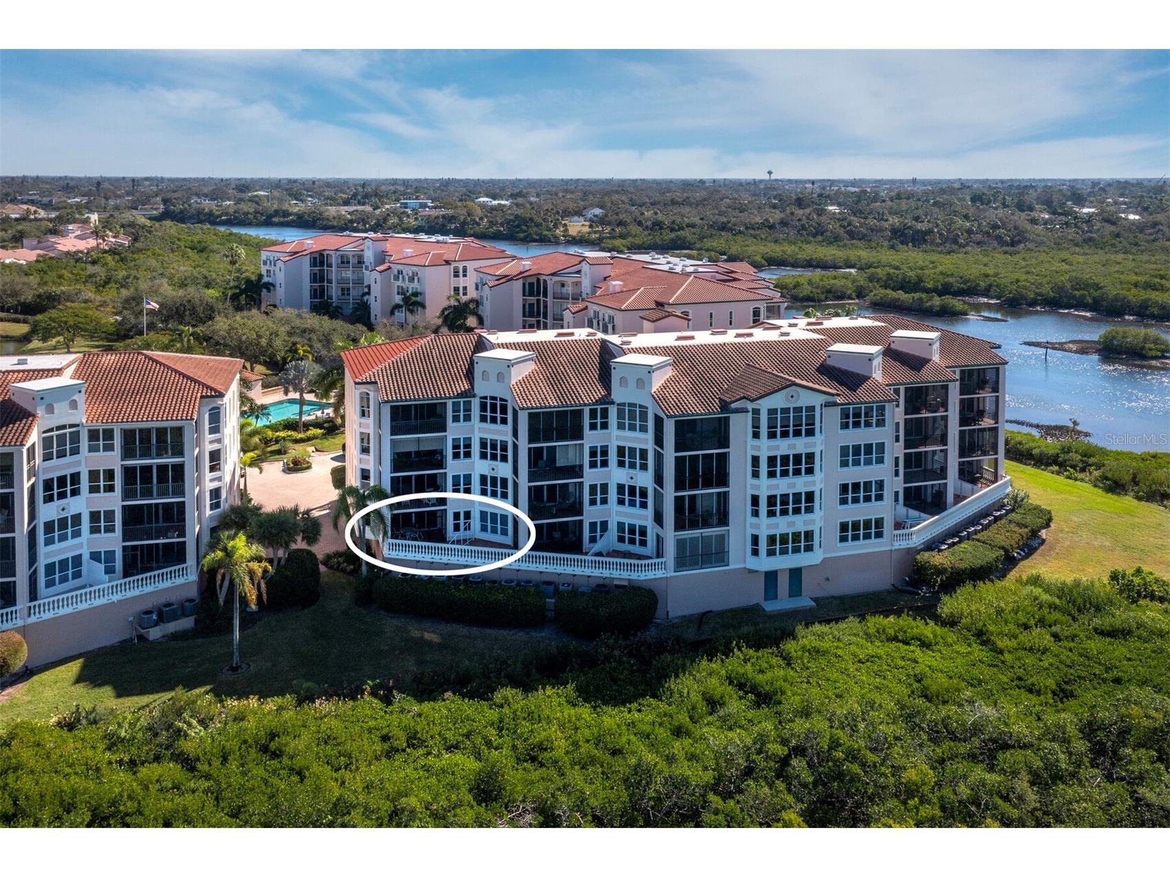 5430 Eagles Point Circle #105 Sarasota FL 34231 A4681273 image2