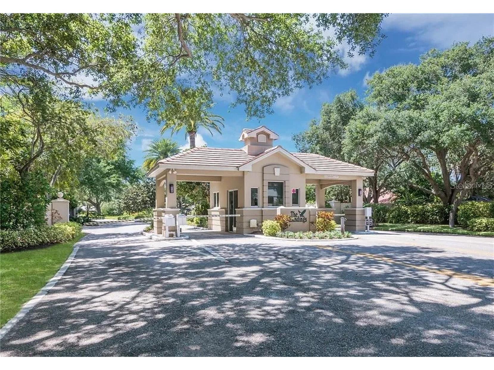 5430 Eagles Point Circle #105 Sarasota FL 34231 A4681273 image37