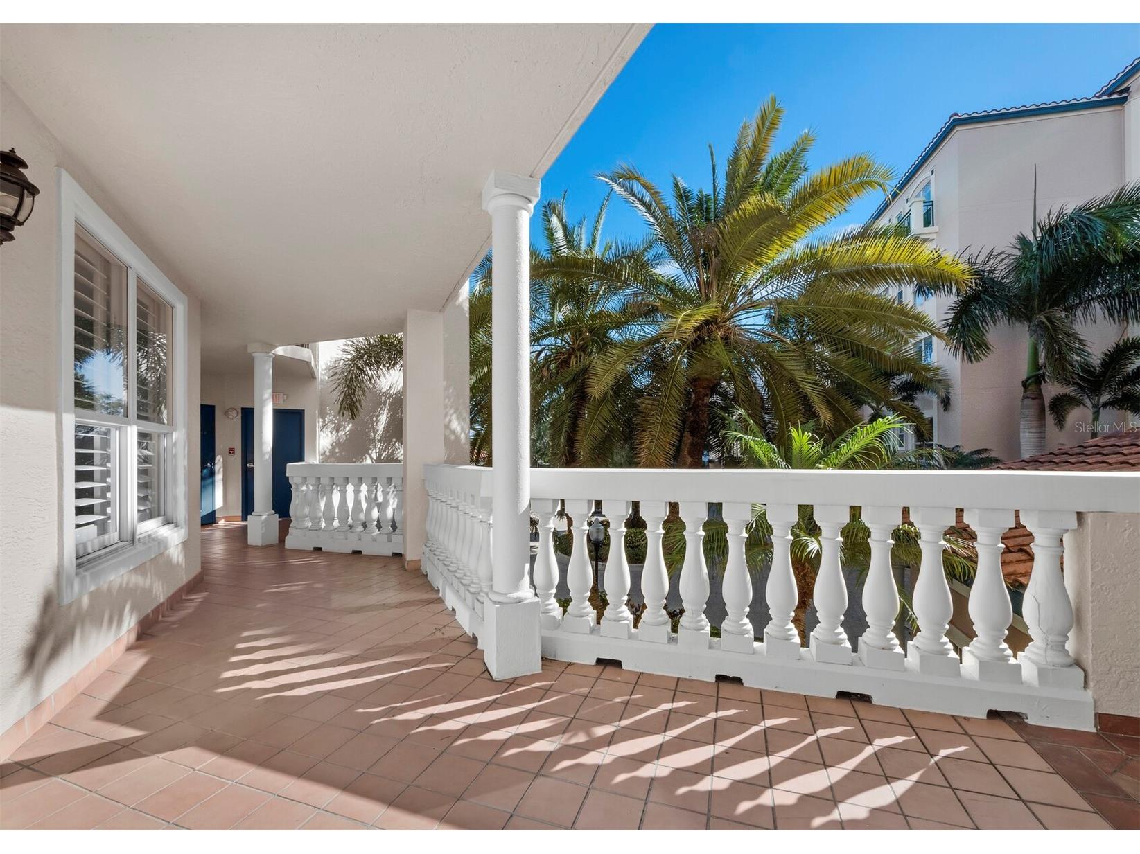 5430 Eagles Point Circle #105 Sarasota FL 34231 A4681273 image4
