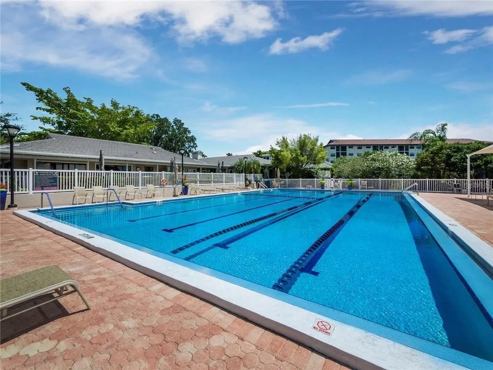 5430 Eagles Point Circle #105 Sarasota FL 34231 A4681273 image45