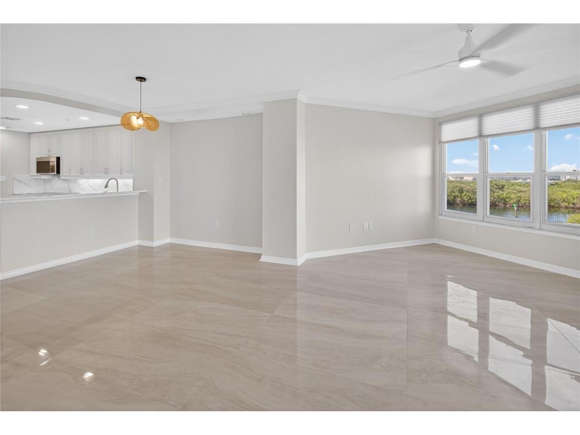 5430 Eagles Point Circle #202 Sarasota FL 34231 TB8398539 image18