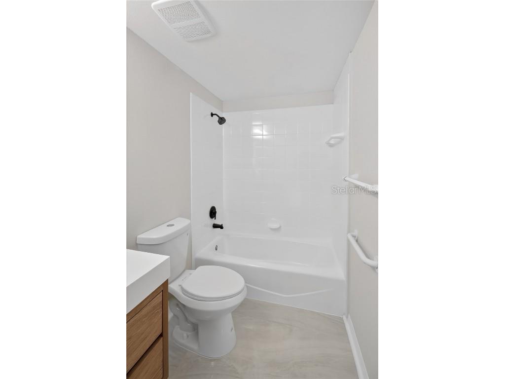 5430 Eagles Point Circle #202 Sarasota FL 34231 TB8398539 image34