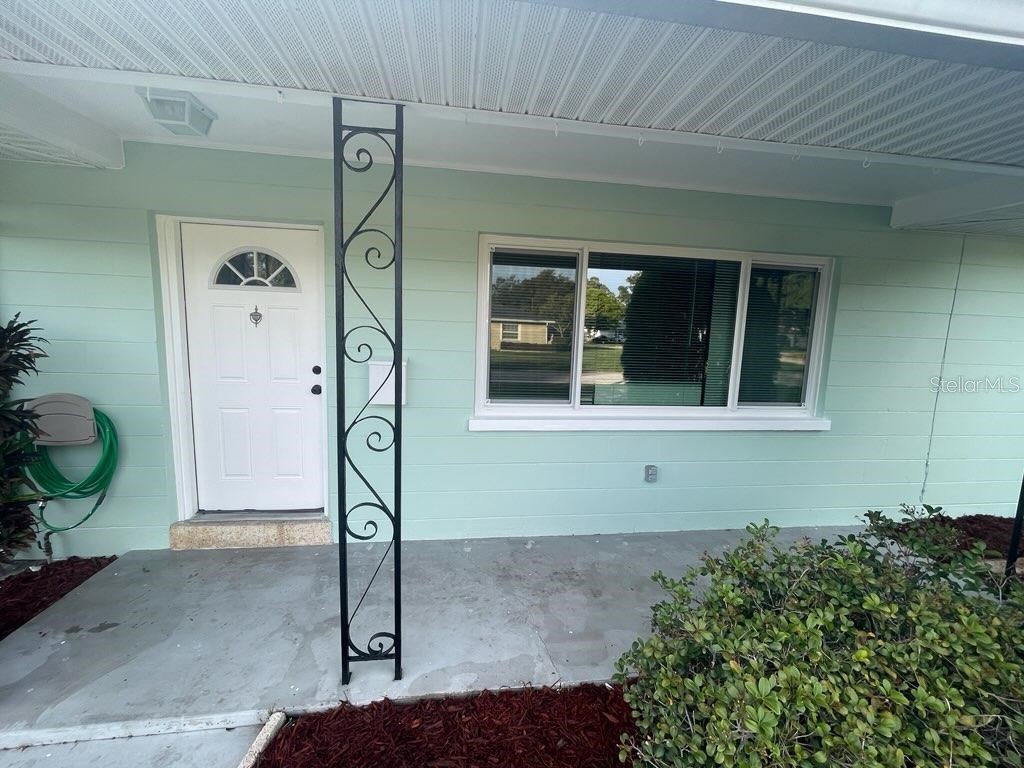 5431 35th Terrace N Saint Petersburg FL 33710 U8211085 image1
