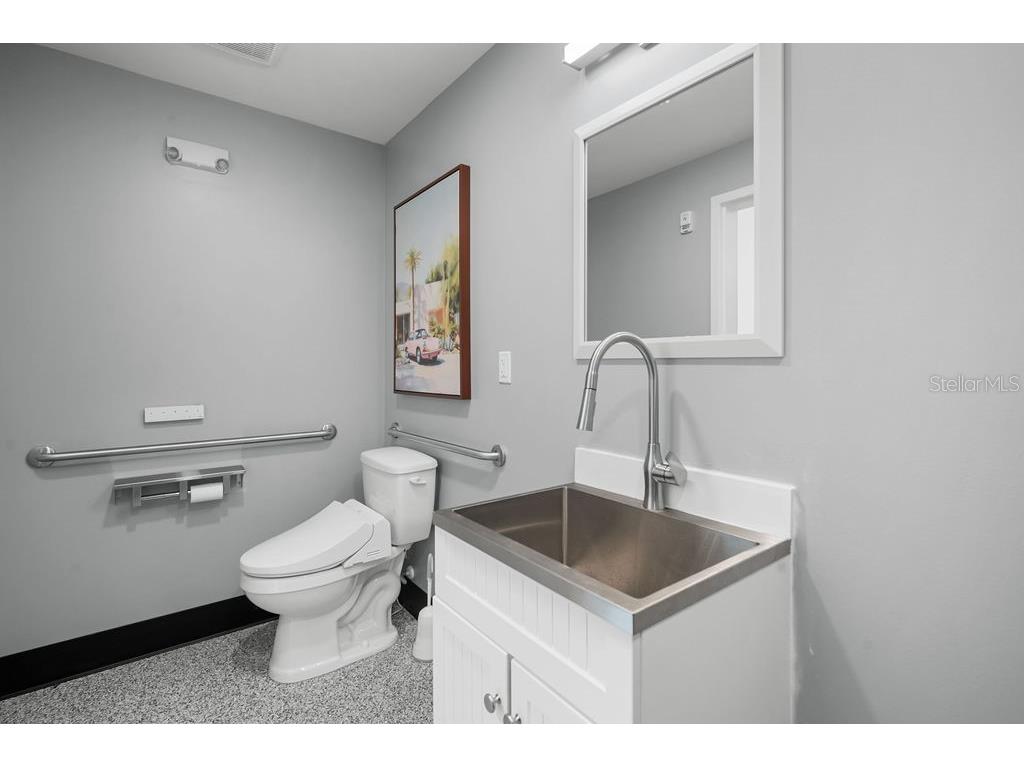 5431 Communications Parkway #29 Lakewood Ranch FL 34240 A4691281 image15