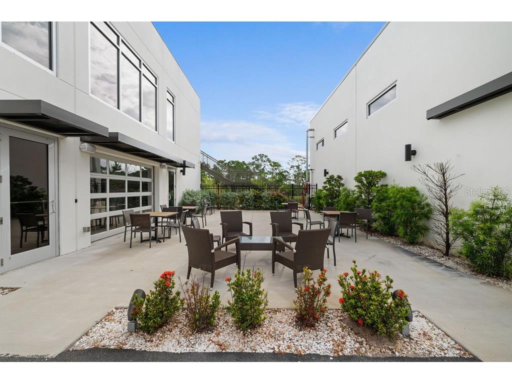 5431 Communications Parkway #29 Lakewood Ranch FL 34240 A4691281 image16