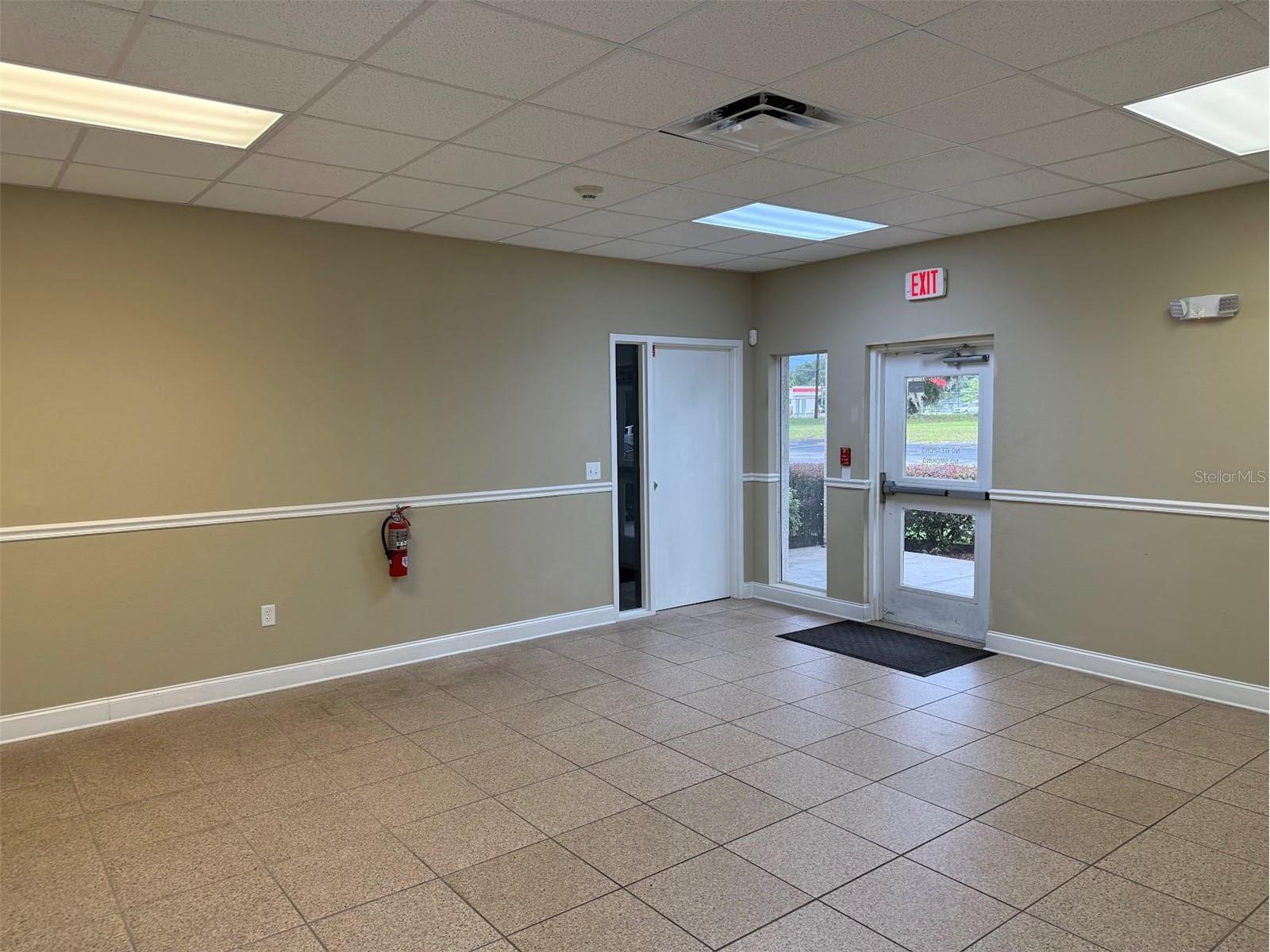 5431 E Silver Springs Boulevard #B Silver Springs FL 34488 OM728130 image3