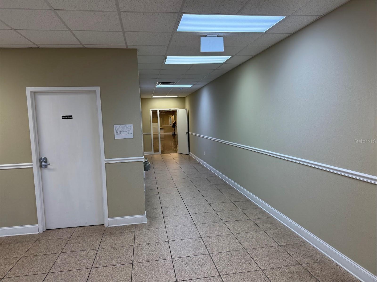 5431 E Silver Springs Boulevard #B Silver Springs FL 34488 OM728130 image5