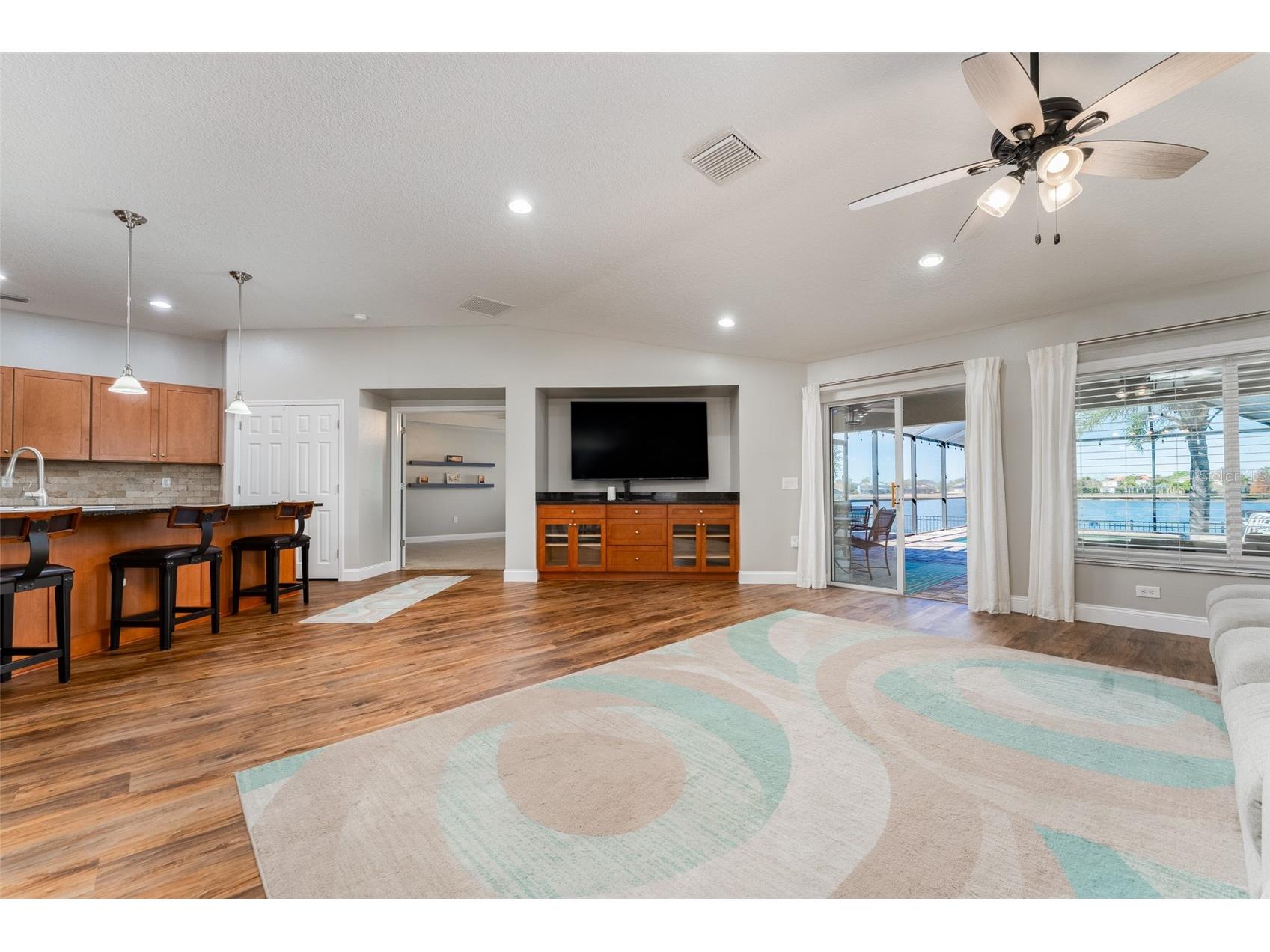 5431 Sandy Shell Drive Apollo Beach FL 33572 TB8474243 image3