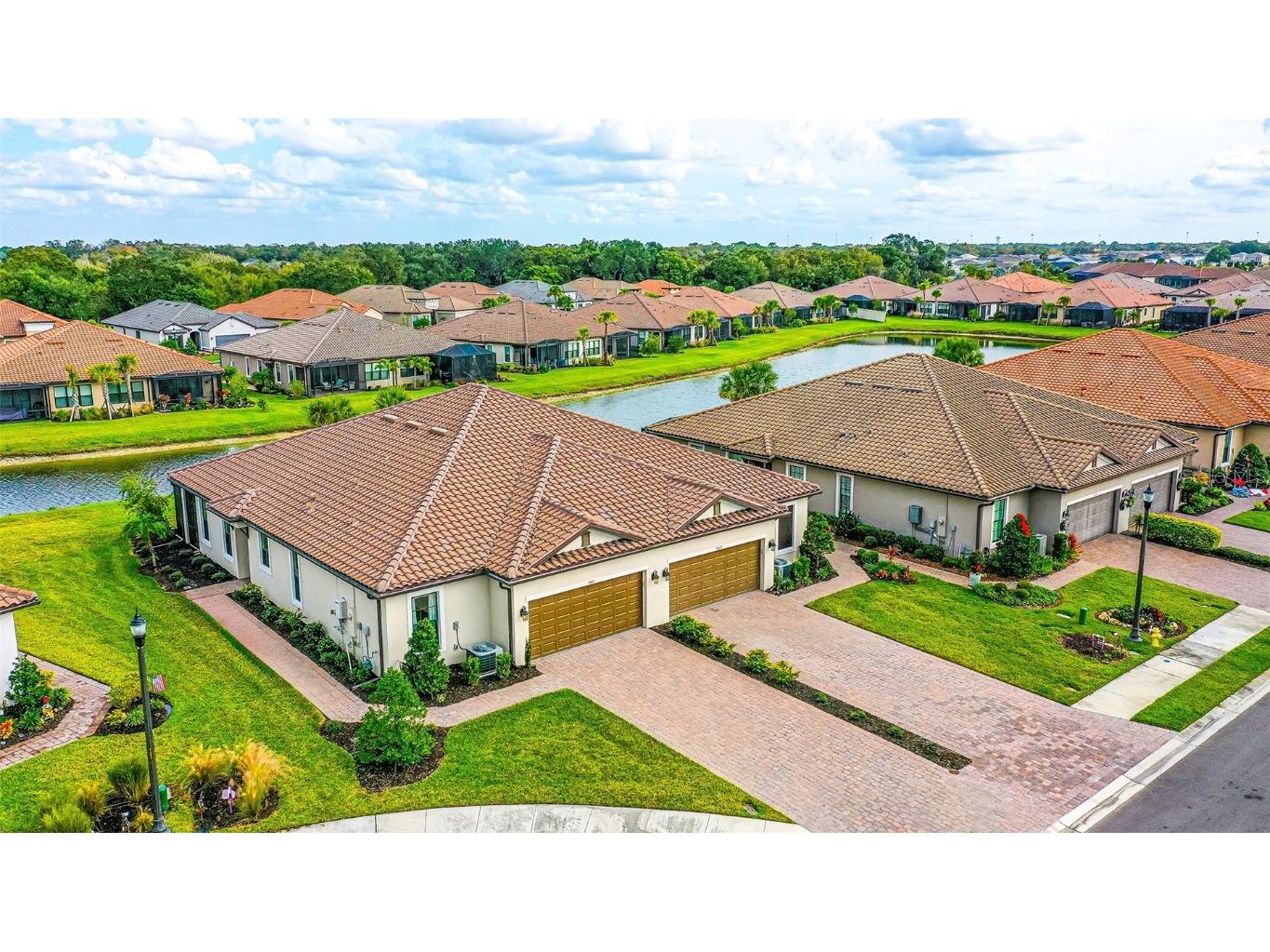 5431 Taliaferro Court Palmetto FL 34221 A4628950 image1