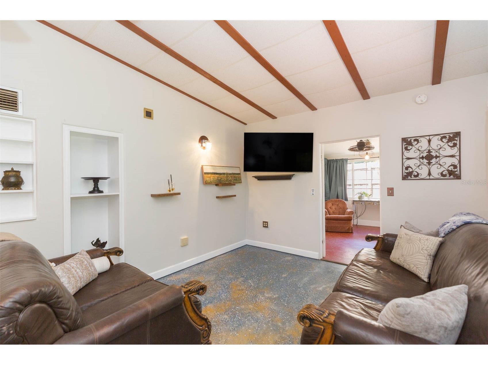 5431 Tower Street Dade City FL 33523 TB8514443 image12