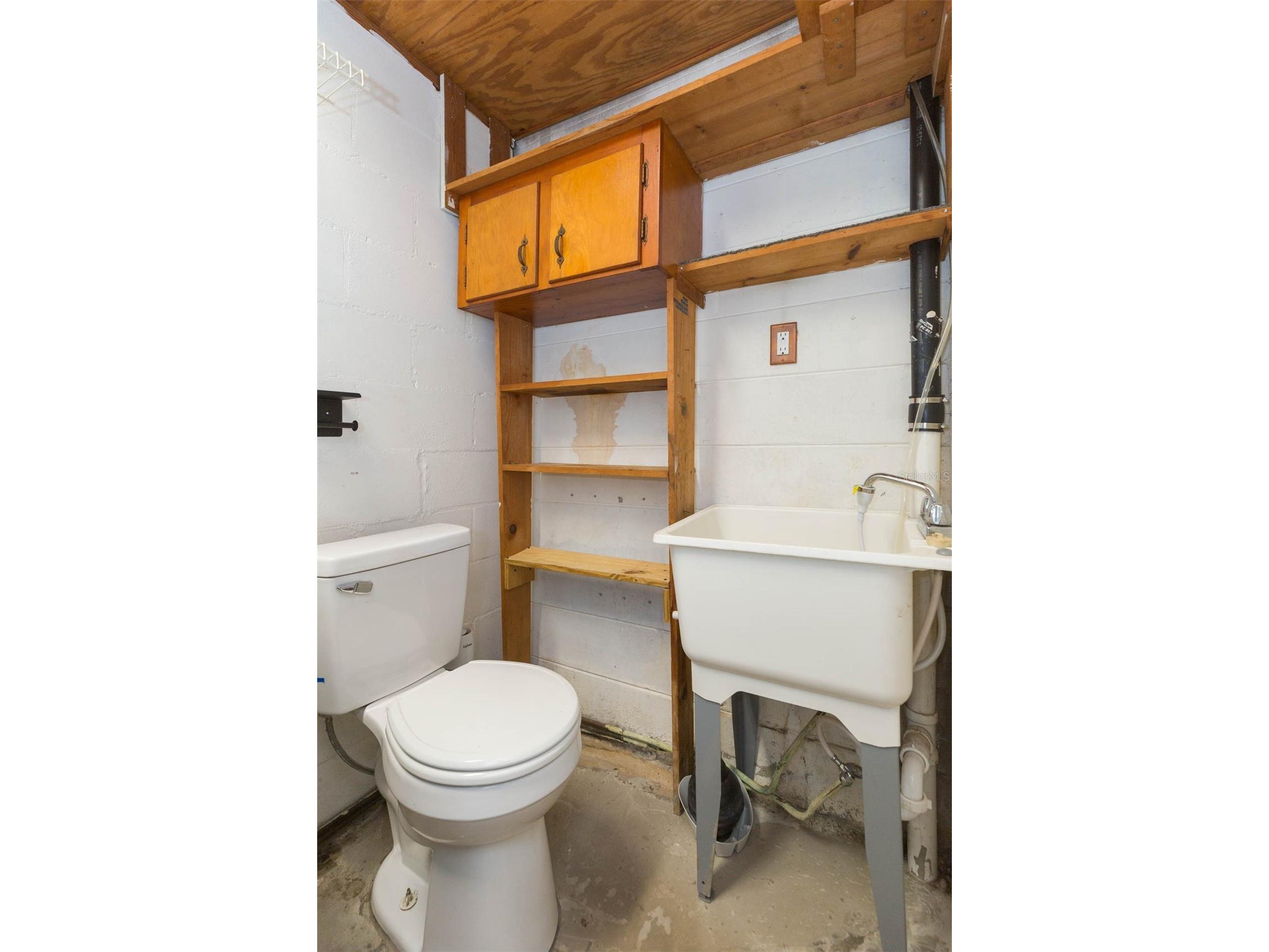 5431 Tower Street Dade City FL 33523 TB8514443 image27