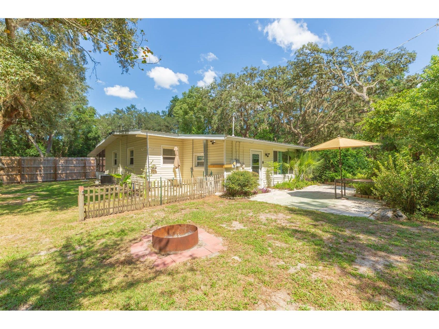 5431 Tower Street Dade City FL 33523 TB8514443 image40