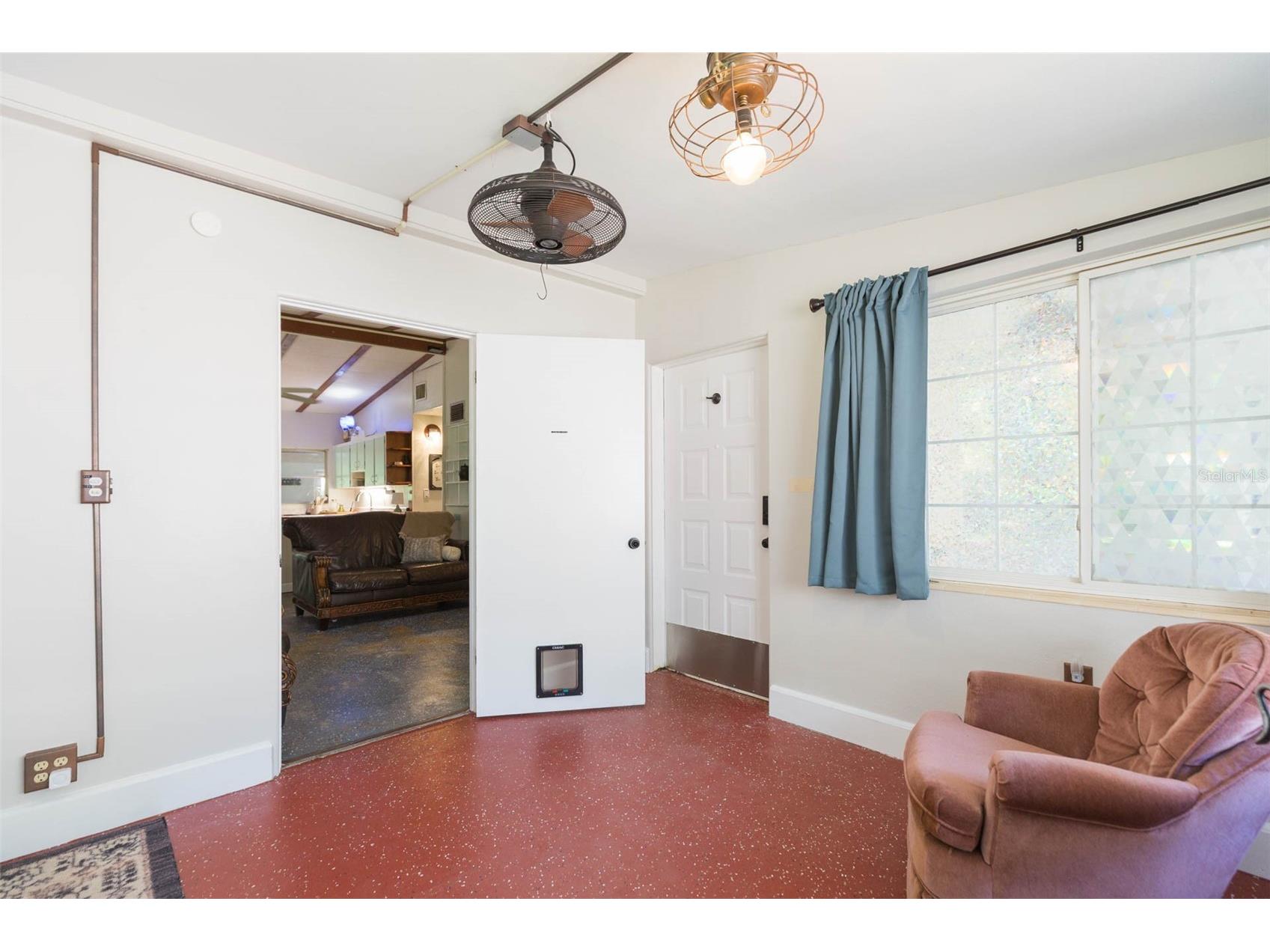 5431 Tower Street Dade City FL 33523 TB8514443 image8