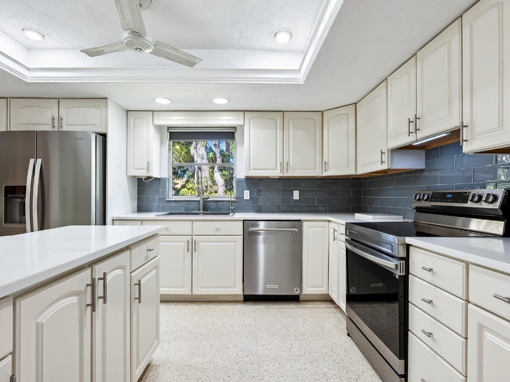 5432 Cape Leyte Drive Sarasota FL 34242 A4649500 image16