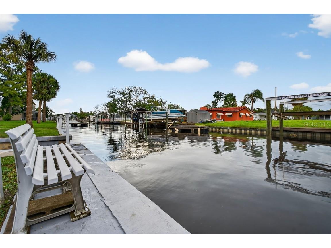 5433 Bluepoint Drive Port Richey FL 34668 TB8408173 image37