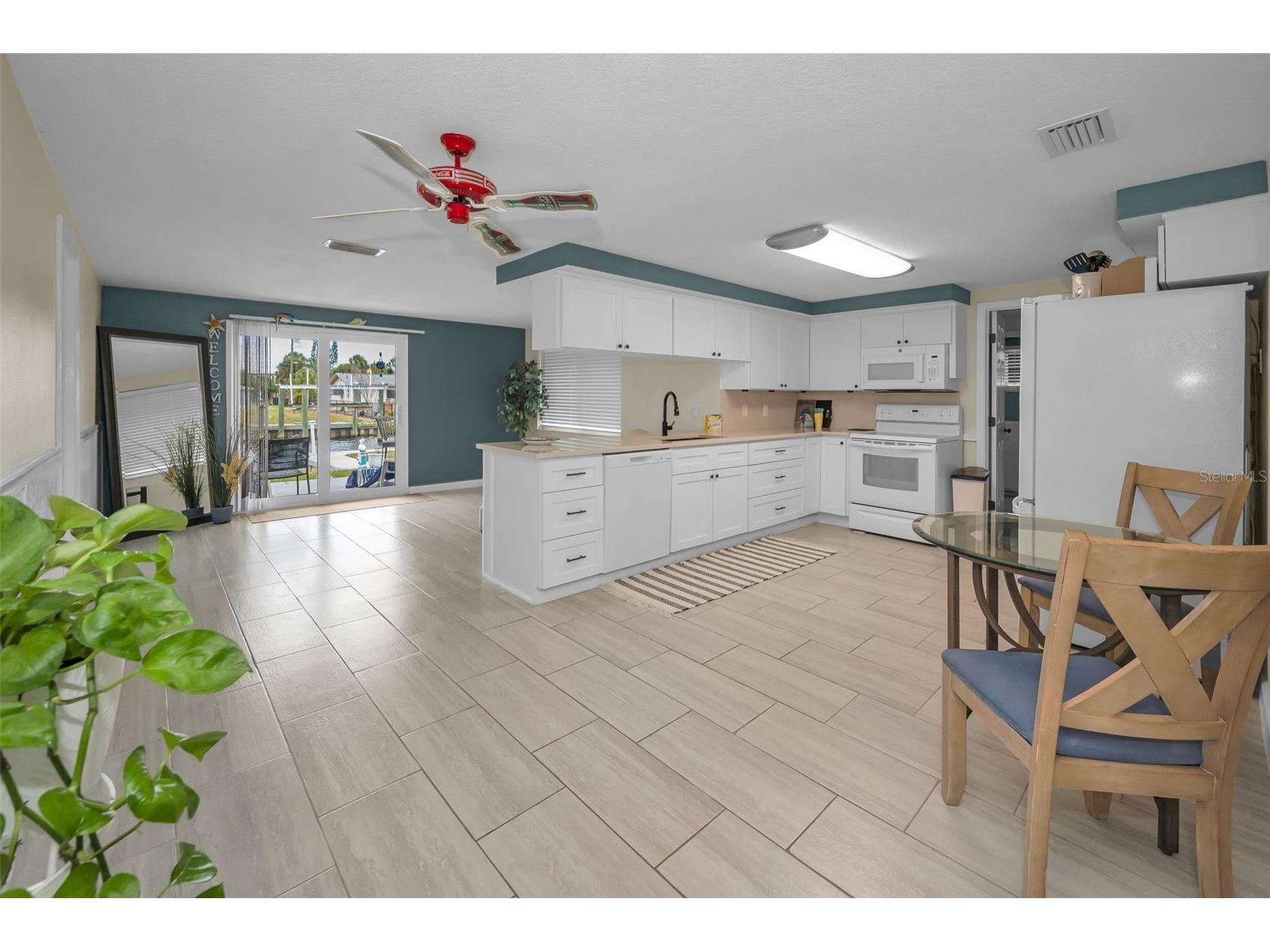 5433 Bluepoint Drive Port Richey FL 34668 TB8474924 image12