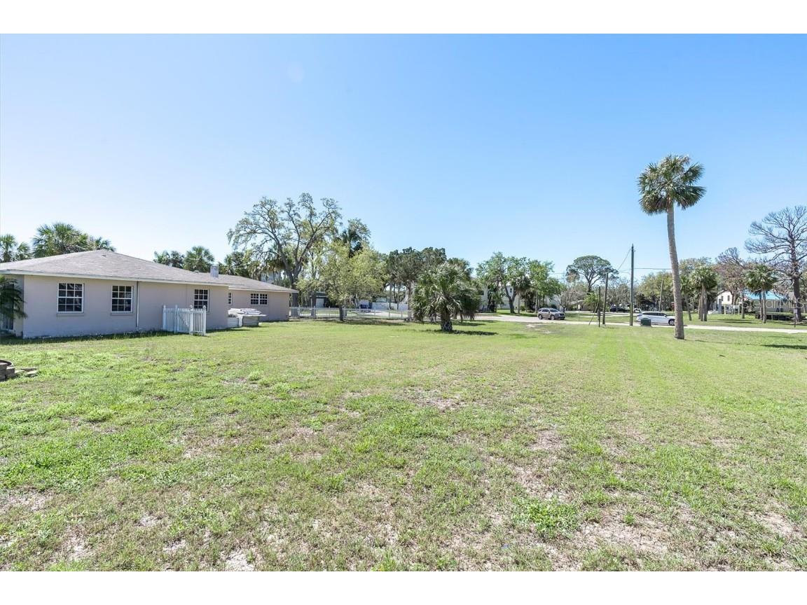 5433 Cotee River Drive New Port Richey FL 34652 - WITHLACOOCHIE 