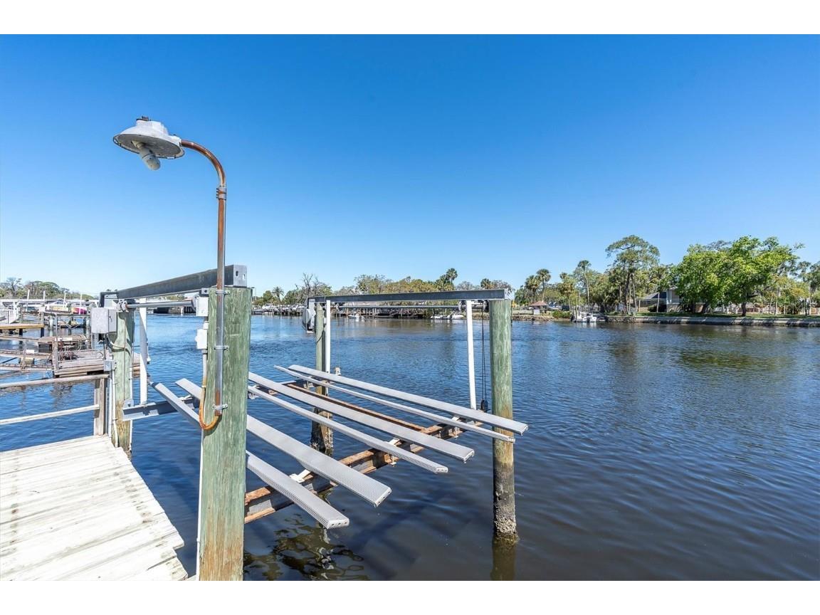 5433 Cotee River Drive New Port Richey FL 34652 - WITHLACOOCHIE 